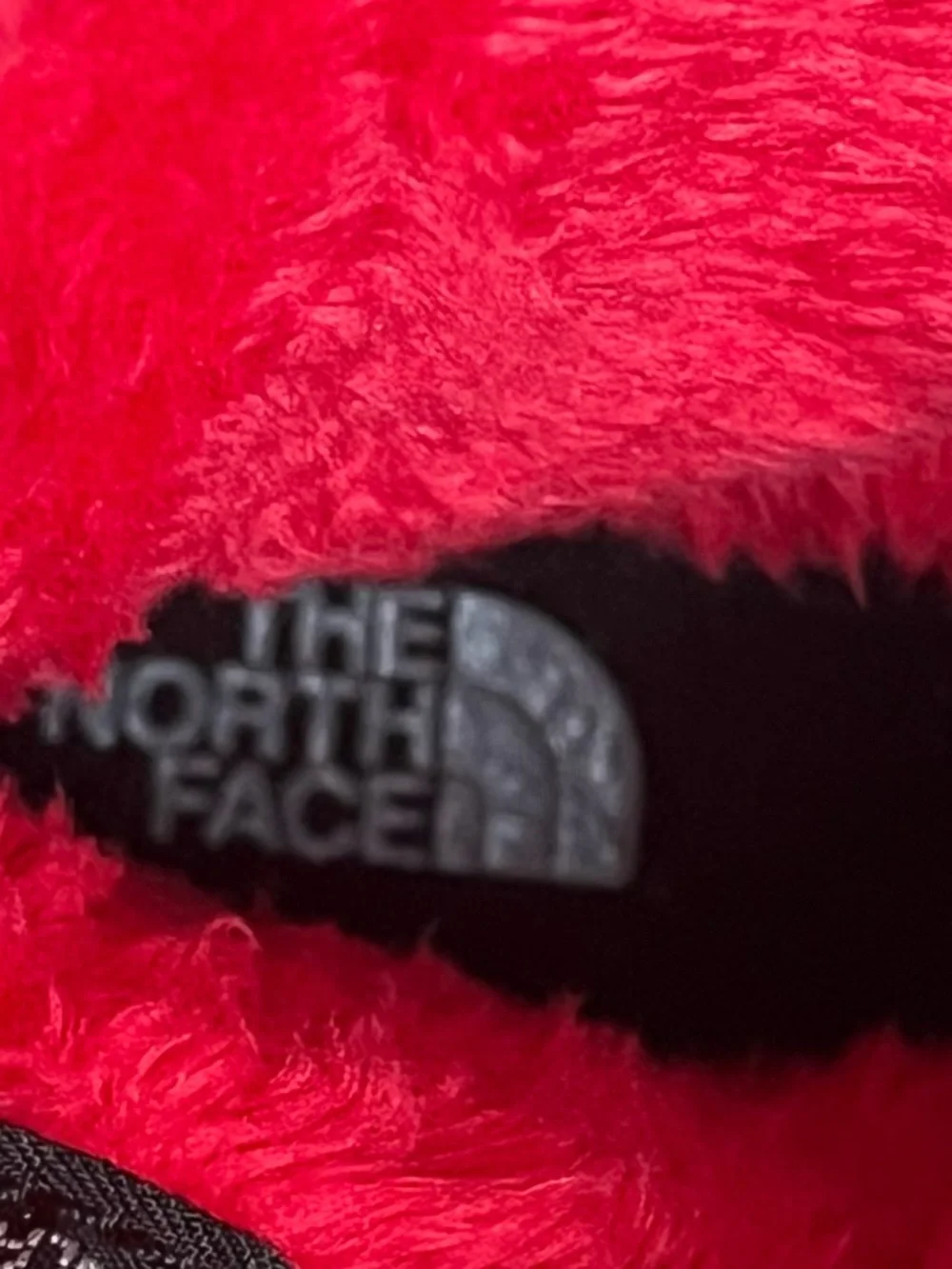 The North Face Toddler Black & Gray Winter Snow Boots with Red Faux-Fur Lining 6